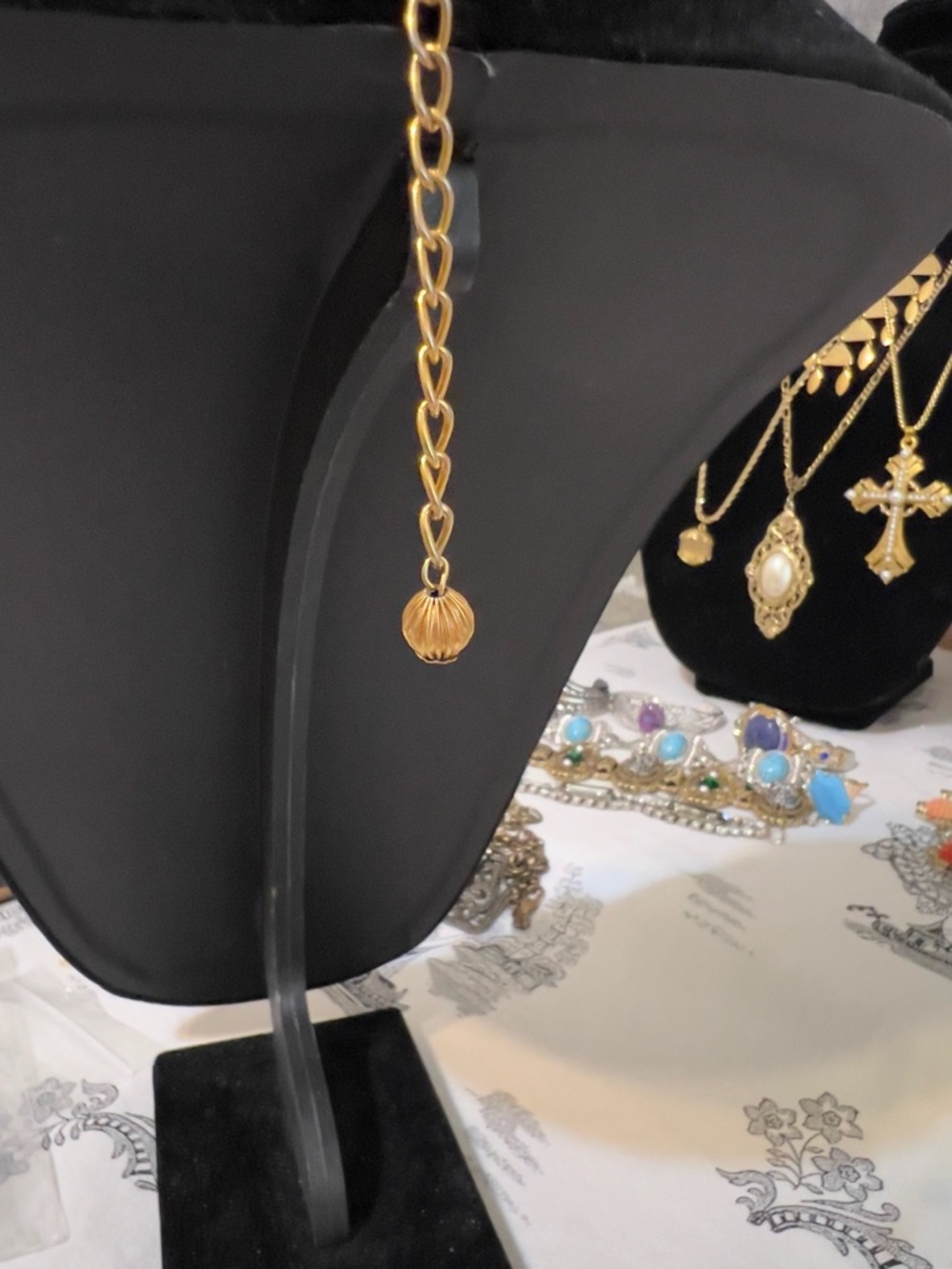 VTG ~ FJJ Regency gold tone necklace set - Picture 4 of 4